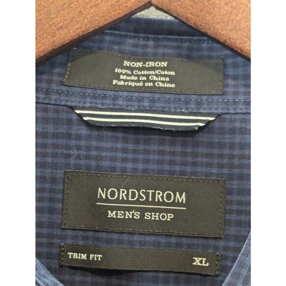 Nordstrom Men's Shirt XL Dark Blue Trim Fit Non-Iron Long Sleeve Button Down - Picture 3 of 6